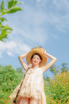 强伦女教师电影